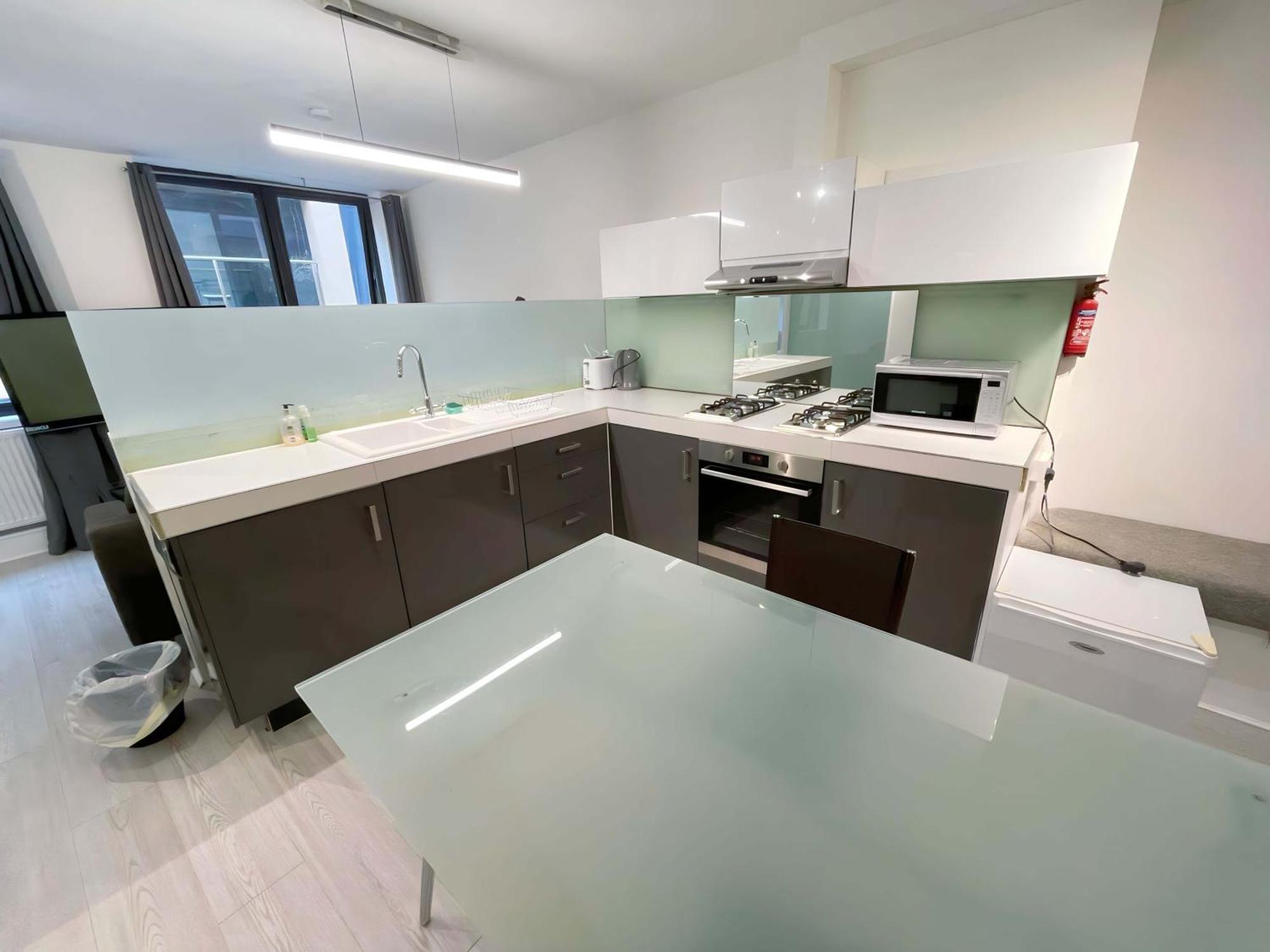 2 Bdrm Contemporary Central London Apartment Eksteriør billede
