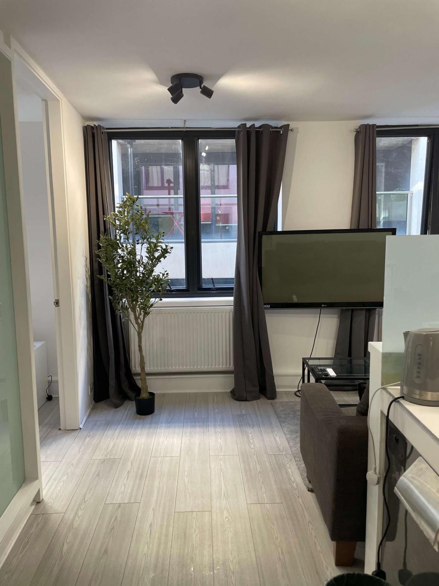 2 Bdrm Contemporary Central London Apartment Eksteriør billede